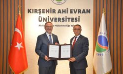 Kırşehir Ahi Evran Üniversitesinin yazma ve nadir eser koleksiyonu TÜYEK'e devredilecek