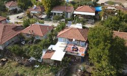 Manisa'da 16 malzemeli Demirci tarhanası kış sofraları için hazırlanıyor