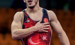 Milli güreşçi Tolga Özbek'ten 23 Yaş Altı Dünya Şampiyonası'nda bronz madalya