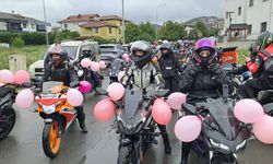 Sakarya'daki motosiklet tutkunları, meme kanserine dikkati çekmek için tur attı