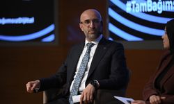 Sektör temsilcileri Yapay Zeka Zirvesi'nde buluştu