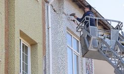 Sındırgı'da enkaz kaldırma ve hasar tespit çalışmaları sürüyor