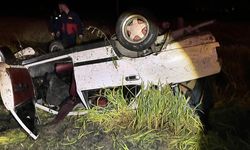 Sinop'ta otomobilin tarlaya devrildiği kazada 1 kişi öldü, 1 kişi yaralandı