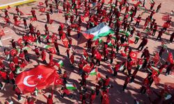 Sivas'ta öğrencilerden Filistin'e, 'Özgür Gazze' koreografili destek