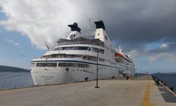 'Star Legend' kruvaziyeri, 271 yolcusuyla Bodrum'a geldi