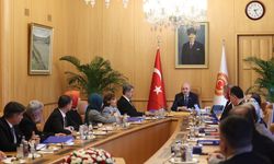TBMM Başkanı Kurtulmuş, Büyük Aile Platformu üyelerini kabul etti: