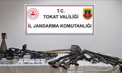Tokat'ta kaçak kazı yaparken yakalanan şüphelinin evinde 144 sikke bulundu