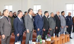 Yaygınlaşmaya başlayan 'floor curling' cezaevinde hükümlülere de öğretiliyor