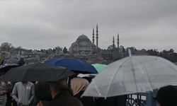 İstanbul'da beklenen gök gürültülü sağanak için sarı kodlu uyarı yapıldı