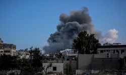 İsrail ordusunun Gazze'de ateşkese rağmen düzenlediği saldırılarda 5 Filistinli hayatını kaybetti