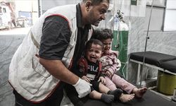 İsrail ordusunun, Gazze Şeridi'ne düzenlediği saldırılarda 22 Filistinli hayatını kaybetti