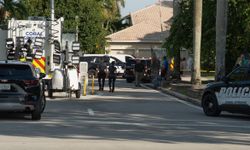 ABD'den Jamaika'ya kasırga yardımı taşıyan küçük uçak Florida eyaletinde gölete düştü