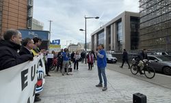 AB'nin eski Büyükelçisi von Burgsdorff, Brüksel'i İsrail'e karşı yaptırım tehdidini sürdürmeye çağırdı