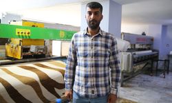 Adana'da yıkamacı, halı arasında bulduğu altınları sahibine teslim etti