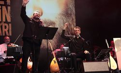 Ahmet Kaya, vefatının 25. yılında şarkılarıyla AKM'de anıldı