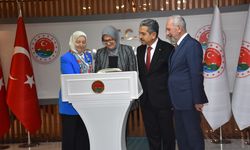 AK Parti Genel Başkan Yardımcısı Uygur, Şırnak'ta AK Parti İletişim Merkezi'nin açılışında konuştu: