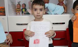 Amasya'da anaokulu öğrencilerinden Mehmetçik ve polise anlamlı mektuplar