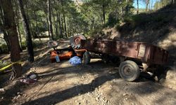 Antalya'da traktörün altında kalan sürücü hayatını kaybetti