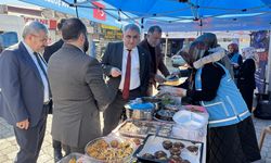 Artvin'de Gazze için 'Hayır Çarşısı' kuruldu