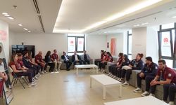 Bakan Bak, 6. İslami Dayanışma Oyunları'nda 'sporcular köyünü' ziyaret etti