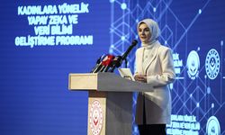Bakan Göktaş, Kadınlara Yönelik Yapay Zeka ve Veri Bilimi Geliştirme Programı'nda konuştu: