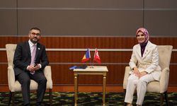 Bakan Göktaş, Katar'daki 2. Dünya Sosyal Kalkınma Zirvesi'nde mevkidaşlarıyla bir araya geldi