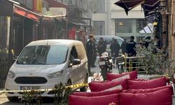 Beyoğlu'nda çıkan tartışmada 2 kişi birbirini silahla yaraladı