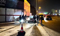 Büyükçekmece'de çıkan silahlı kavgada 2 kişi hayatını kaybetti, 1 kişi ağır yaralandı