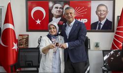 CHP Genel Başkanı Özel, partisinin Gaziantep İl Başkanlığını ziyaret etti