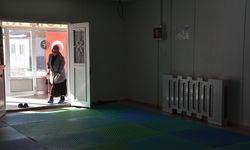 Çiğdem öğretmeni memleket özlemi de kanserle mücadelesi de Şırnak'tan koparamadı