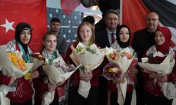 Çin'de dünya şampiyonu olan Türkiye Wushu Milli Takımı yurda döndü