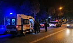 Çorum'da bir zanlı parkta tartıştığı kişiyi bacağından bıçakla yaraladı