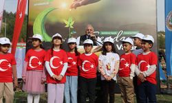 Diyarbakır, Batman ve Siirt'te fidanlar toprakla buluşturuldu