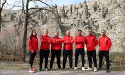 Dünya finallerine hazırlanan Savate Milli Takımı, Çankırı'da peri bacaları önünde antrenman yaptı