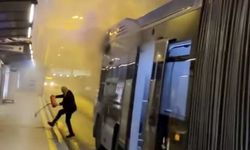 Eyüpsultan'da metrobüste çıkan yangın söndürüldü