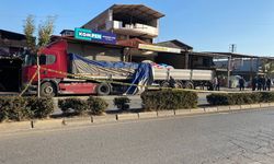 GÜNCELLEME 2 - Manisa'da kazada şehit olan polis son yolculuğuna uğurlandı