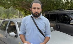 GÜNCELLEME - Adana'da otomobilin çarptığı motosikletlinin yaralandığı kaza güvenlik kamerasında