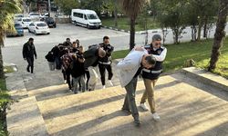 GÜNCELLEME - Samsun merkezli 5 ilde dolandırıcılık operasyonunda yakalanan zanlılardan 1'i tutuklandı