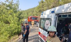 Hatay'da uçuruma yuvarlanan motosikletteki 2 kişi yaralandı