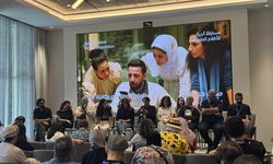 'Hind Rajab'ın Sesi' filmindeki ekip ile filme konu olan kahramanlar Hind Rajab'ı Doha'da andı