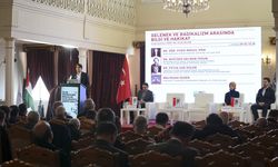 'İslam Düşüncesinin Meseleleri Uluslararası Sempozyumu' oturumlarla sürüyor