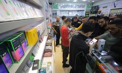 İsrail temel malzeme girişini kısıtladığı Gazze'deki trajik durumu lüks ürünlerle örtbas etmeye çalışıyor