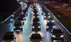 İstanbul'da akşam saatlerinde trafik yoğunluğu yüzde 76'ya çıktı