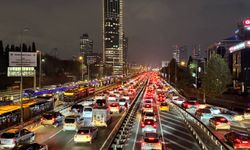 İstanbul'da akşam saatlerinde trafik yoğunluğu yüzde 83'e çıktı