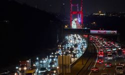 İstanbul'da akşam saatlerinde trafik yoğunluğu yüzde 85'e çıktı