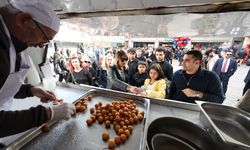 İYİ Parti, Atatürk'ün vefatının 87. yılı dolayısıyla lokma dağıttı