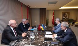 İYİ Parti Genel Başkanı Dervişoğlu, Ukrayna'nın Ankara Büyükelçisi Celal ile görüştü