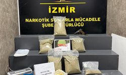 İzmir'de 6 kilo 940 gram sentetik uyuşturucu ele geçirildi