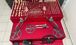 İzmir'de tarihi eser operasyonunda 1142 obje ele geçirildi