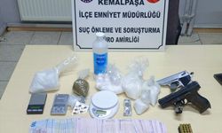 İzmir'de uyuşturucu operasyonunda 2 zanlı tutuklandı